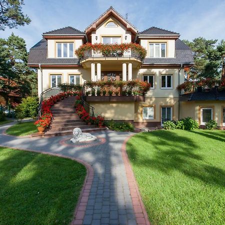 Pod Lwem Appartement Pobierowo Buitenkant foto