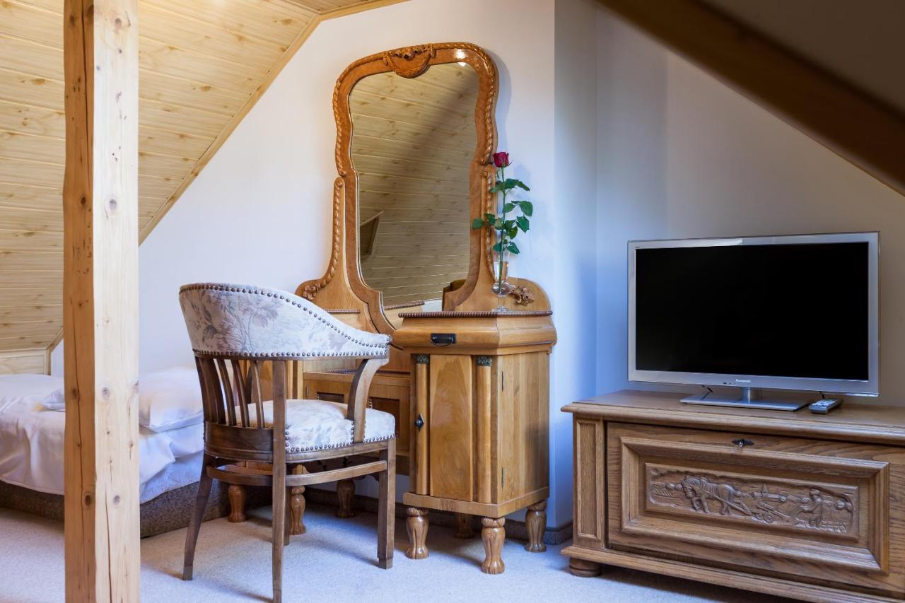 Pod Lwem Appartement Pobierowo Buitenkant foto