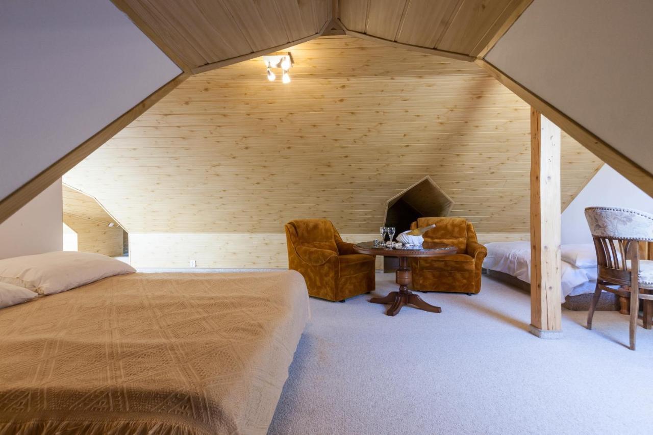 Pod Lwem Appartement Pobierowo Buitenkant foto