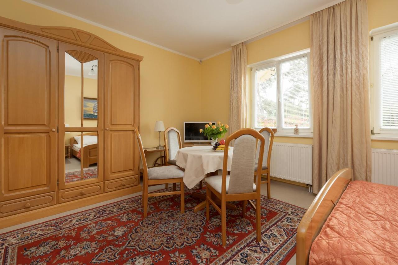 Pod Lwem Appartement Pobierowo Buitenkant foto