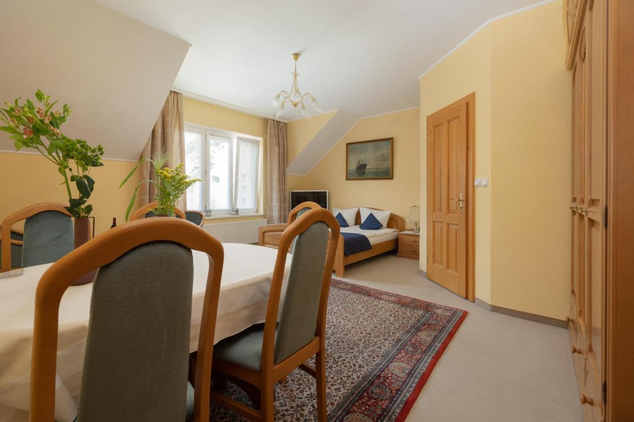 Pod Lwem Appartement Pobierowo Buitenkant foto