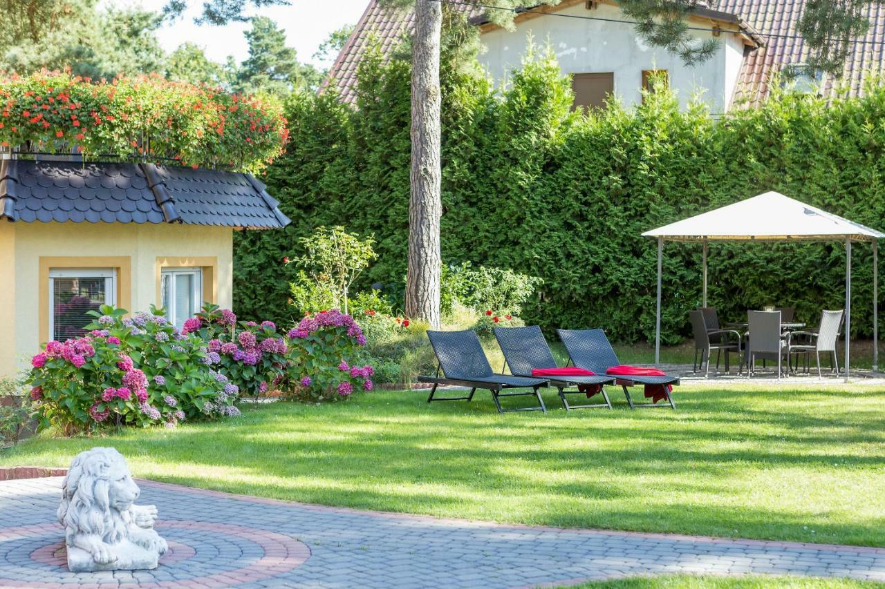 Pod Lwem Appartement Pobierowo Buitenkant foto